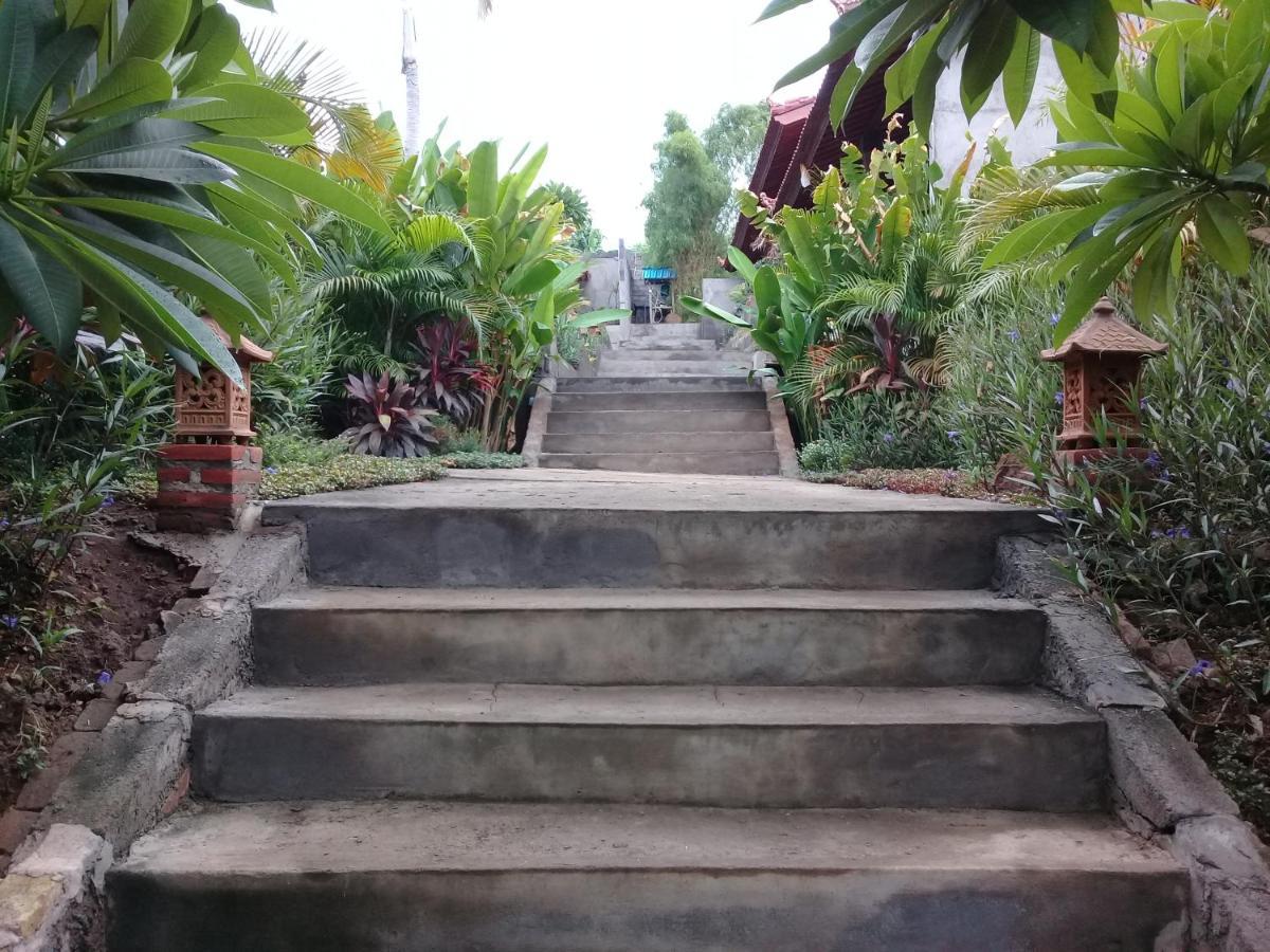 Eliska Sari Bungalows Sumberkima Pemuteran Exteriör bild