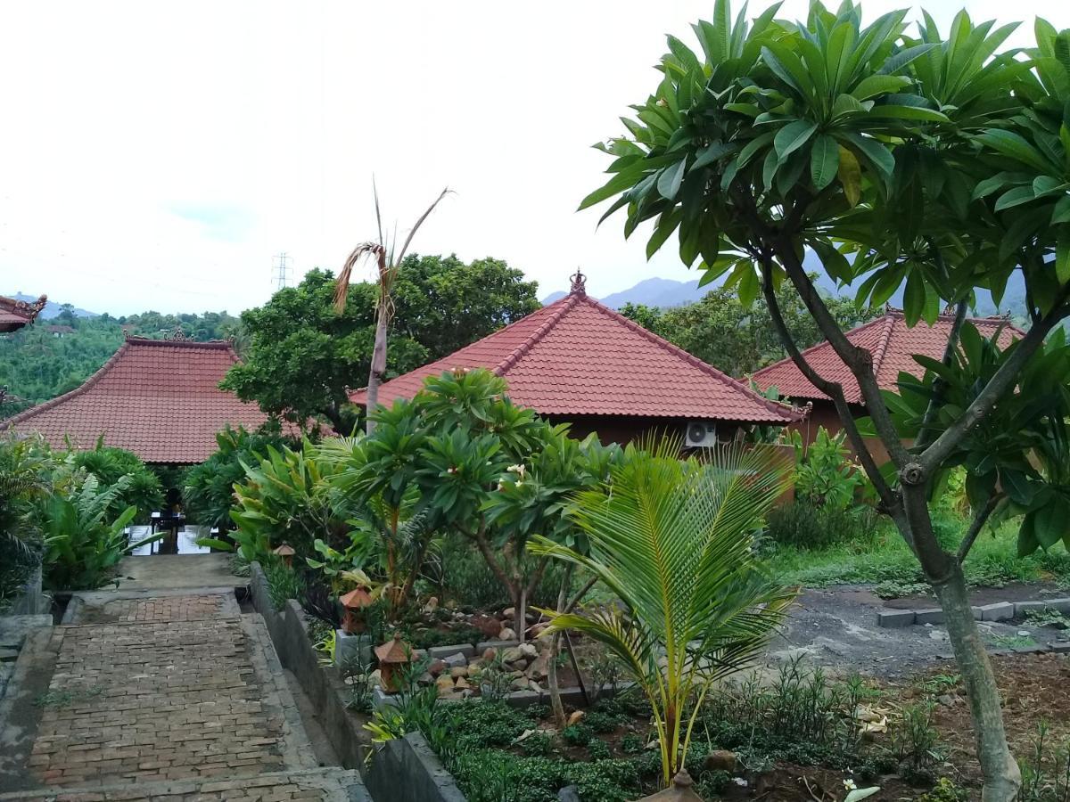 Eliska Sari Bungalows Sumberkima Pemuteran Exteriör bild